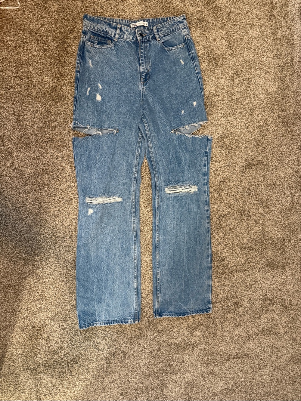 Zara distressed Jean. NWOT.